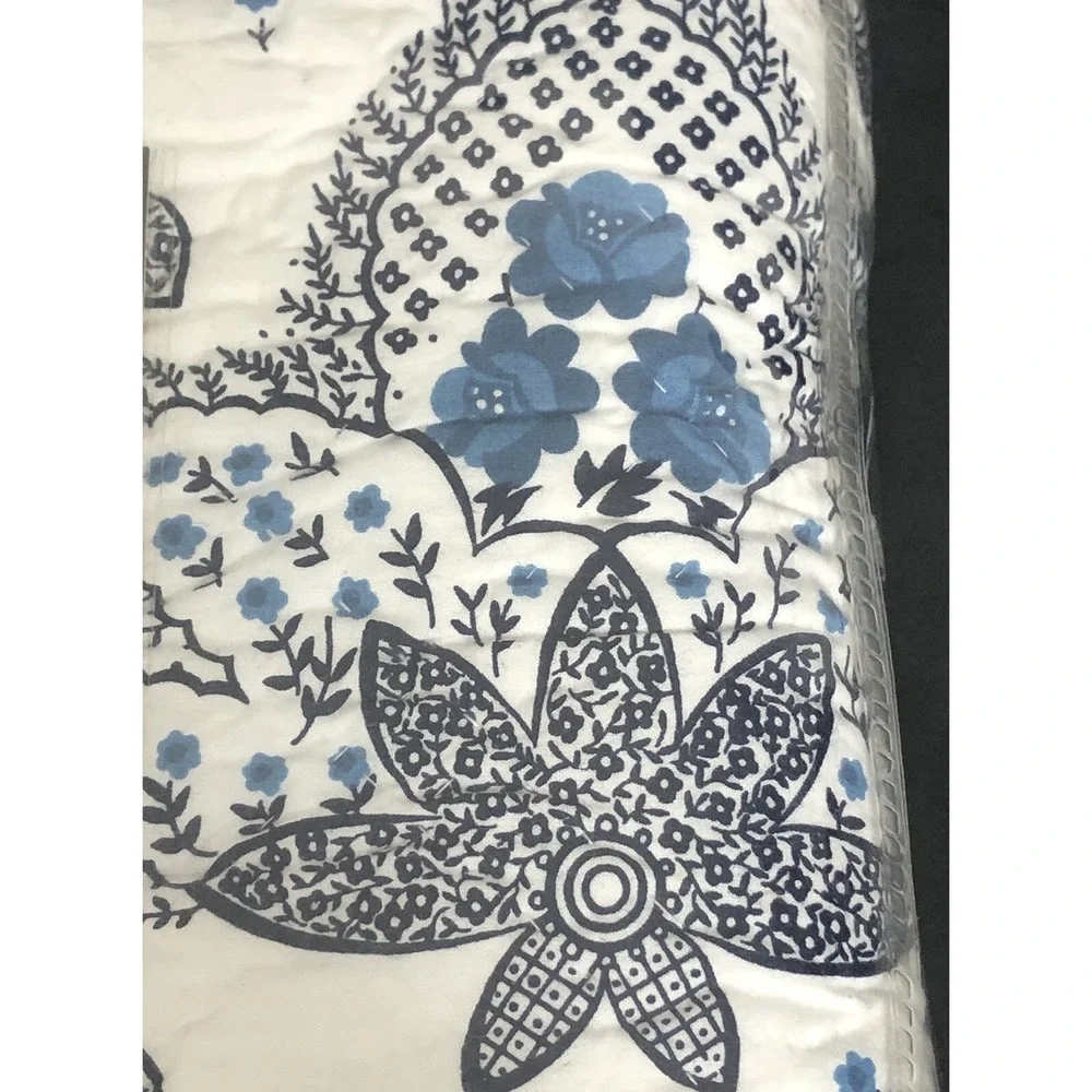 Pottery Barn Daya Quilted Pillow Sham Paisley Blue Standard Size 26 x 20 NEW